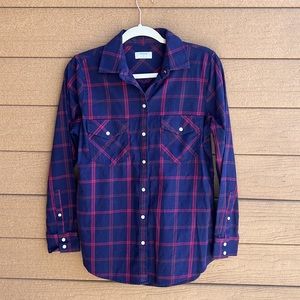 Untuckit | Size 6 | Red Navy Button Down